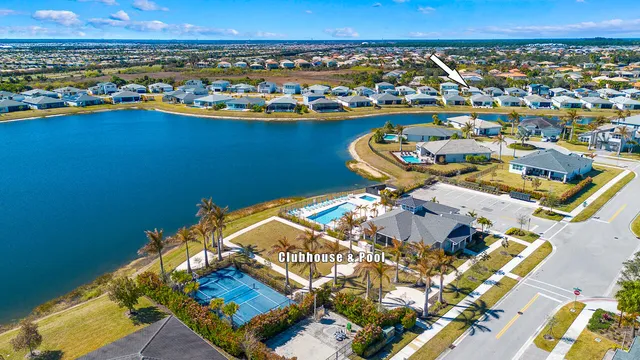 a view of a hallway with closet