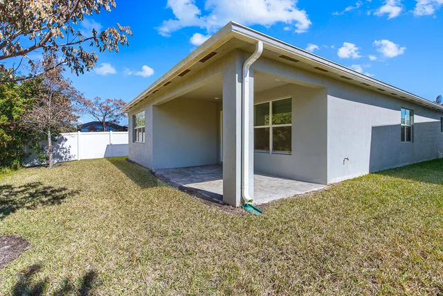 $3,300 | 11389 Southwest Lyra Dr., Port St. Lucie, FL 34987