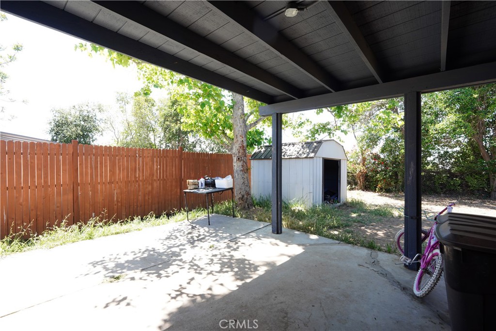 11764 Sutter Avenue Yucaipa, CA 92399 - Photo 17 of 38 Unit #1 yard