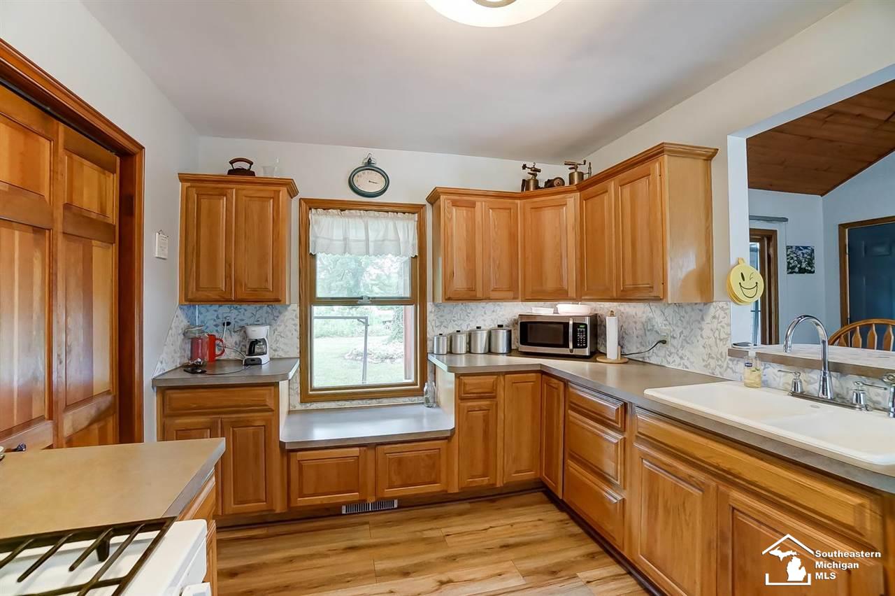 3260 North Custer Road Monroe, MI 48162 - Photo 19 of 46