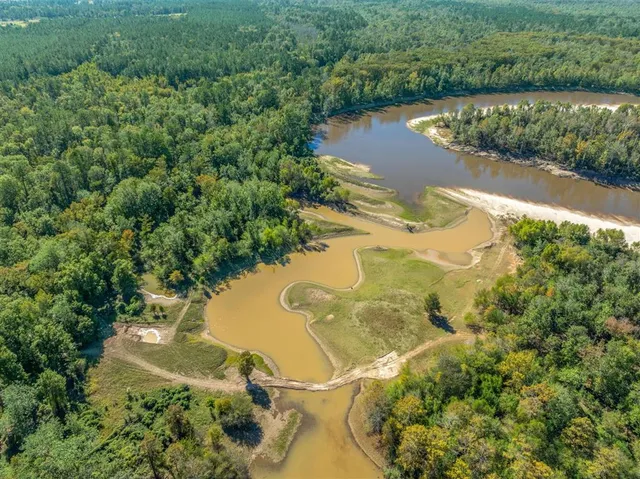 $120,000 | 520 Kennedy Landing Road, Starks, LA 70661