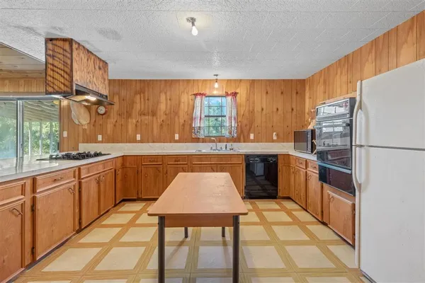 $110,000 | 520 Kennedy Landing Road, Starks, LA 70661