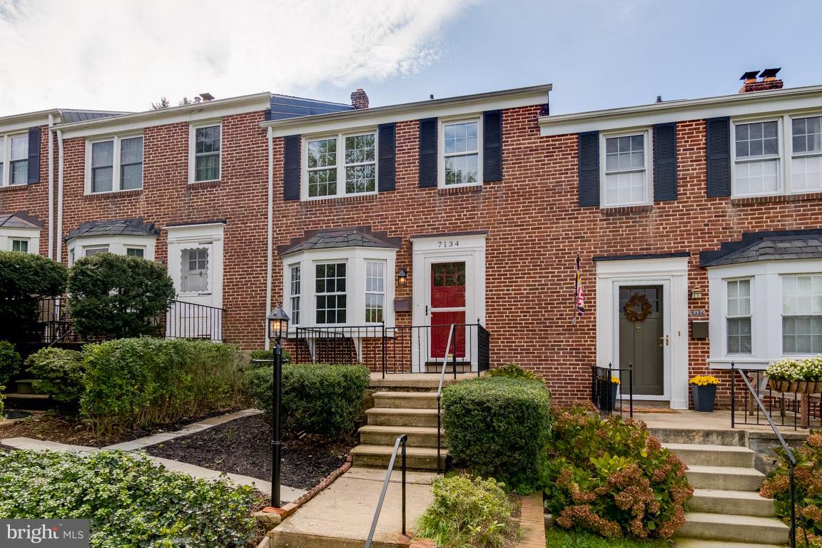 7134 Heathfield Road Baltimore, MD 21212 - Photo 2 of 28 a front view of a house with a yard