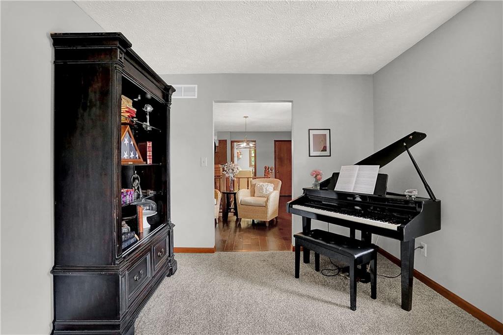 5860 RidgeHill Way Avon, IN 46123 - Photo 11 of 60 Gallery Image 11