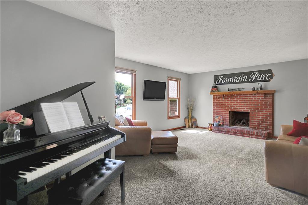 5860 RidgeHill Way Avon, IN 46123 - Photo 7 of 60 Gallery Image 7