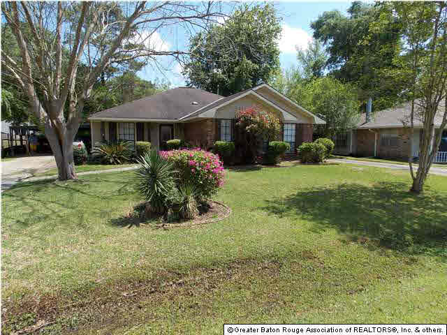 7437 Associate Drive Baton Rouge, LA 70817 - Photo 1 of 10