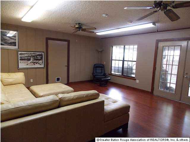 7437 Associate Drive Baton Rouge, LA 70817 - Photo 6 of 10