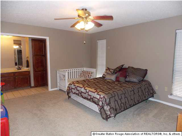 7437 Associate Drive Baton Rouge, LA 70817 - Photo 7 of 10