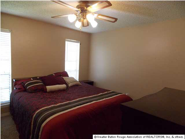 7437 Associate Drive Baton Rouge, LA 70817 - Photo 9 of 10