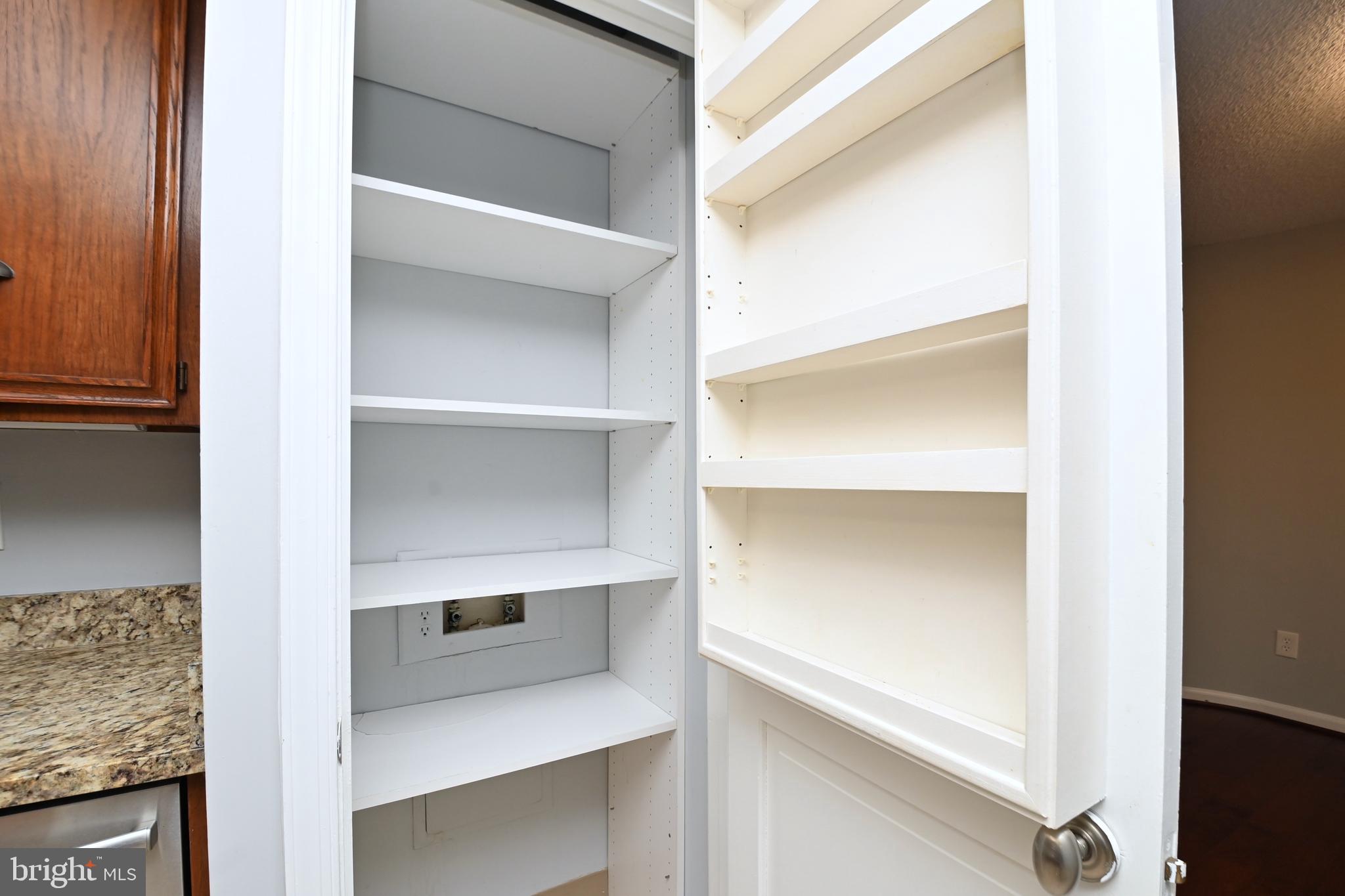 1101 South Arlington Ridge Road, Unit 509 Arlington, VA 22202 - Photo 23 of 62