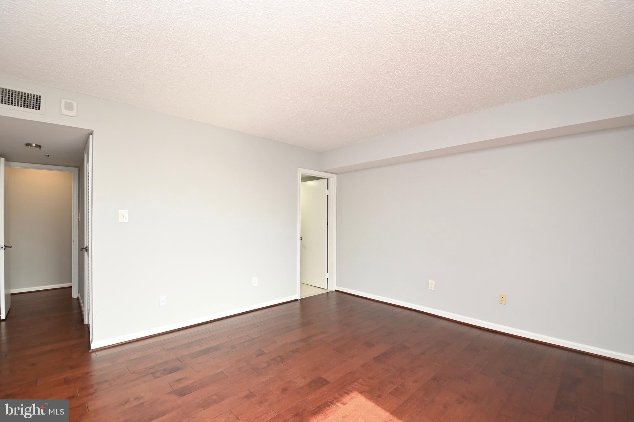 1101 South Arlington Ridge Road, Unit 509 Arlington, VA 22202 - Photo 26 of 62 a view of an empty room