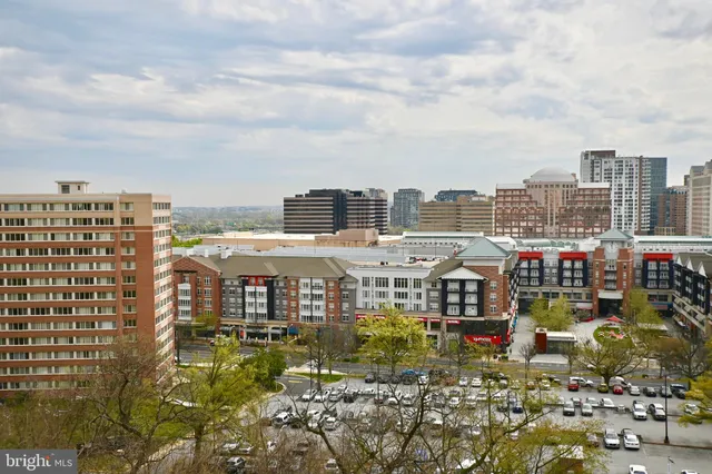 a front view of a building