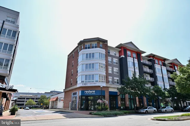 $3,550 | 1101 South Arlington Ridge Road, Unit 509, Arlington, VA 22202