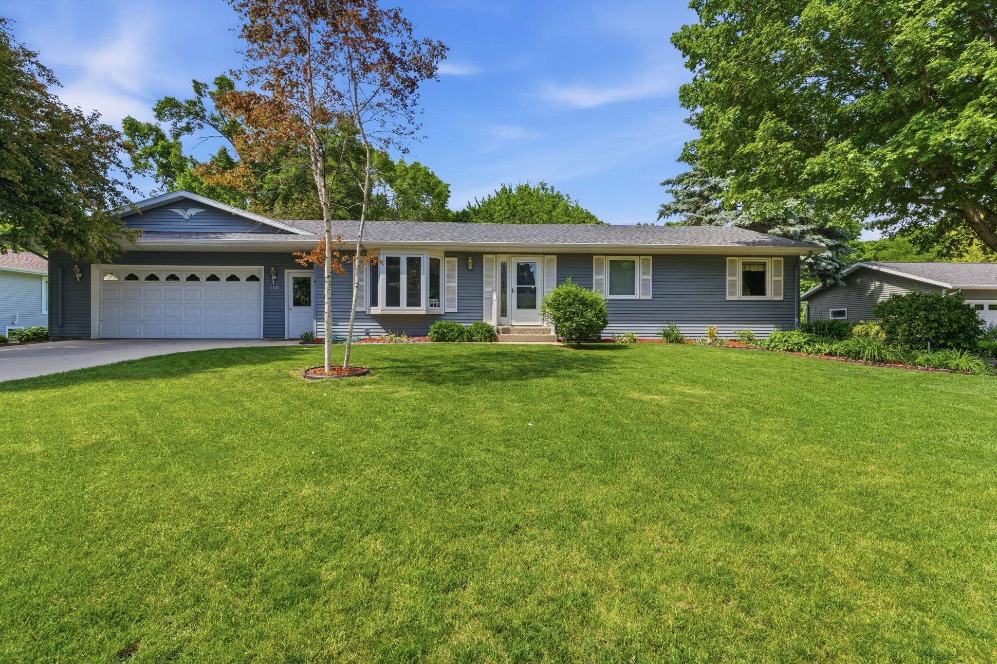 608 26th Avenue Southwest Willmar, MN 56201 - Photo 1 of 38