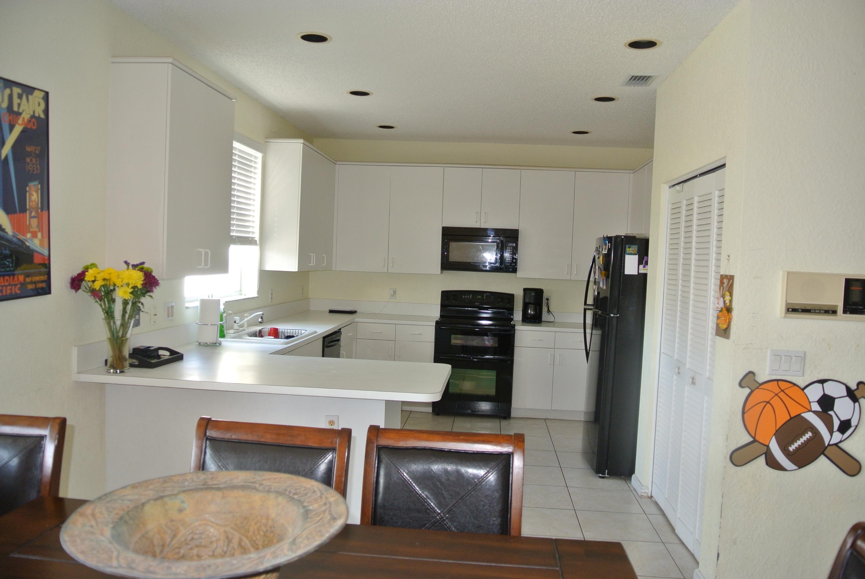18311 Fresh Lake Way Boca Raton, FL 33498 - Photo 8 of 38 Kitchen