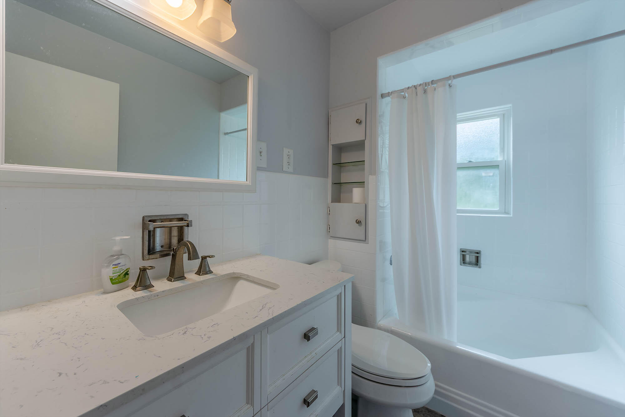 433 Montezuma Road Benton Harbor, MI 49022 - Photo 5 of 30 Montazuma_433_-18