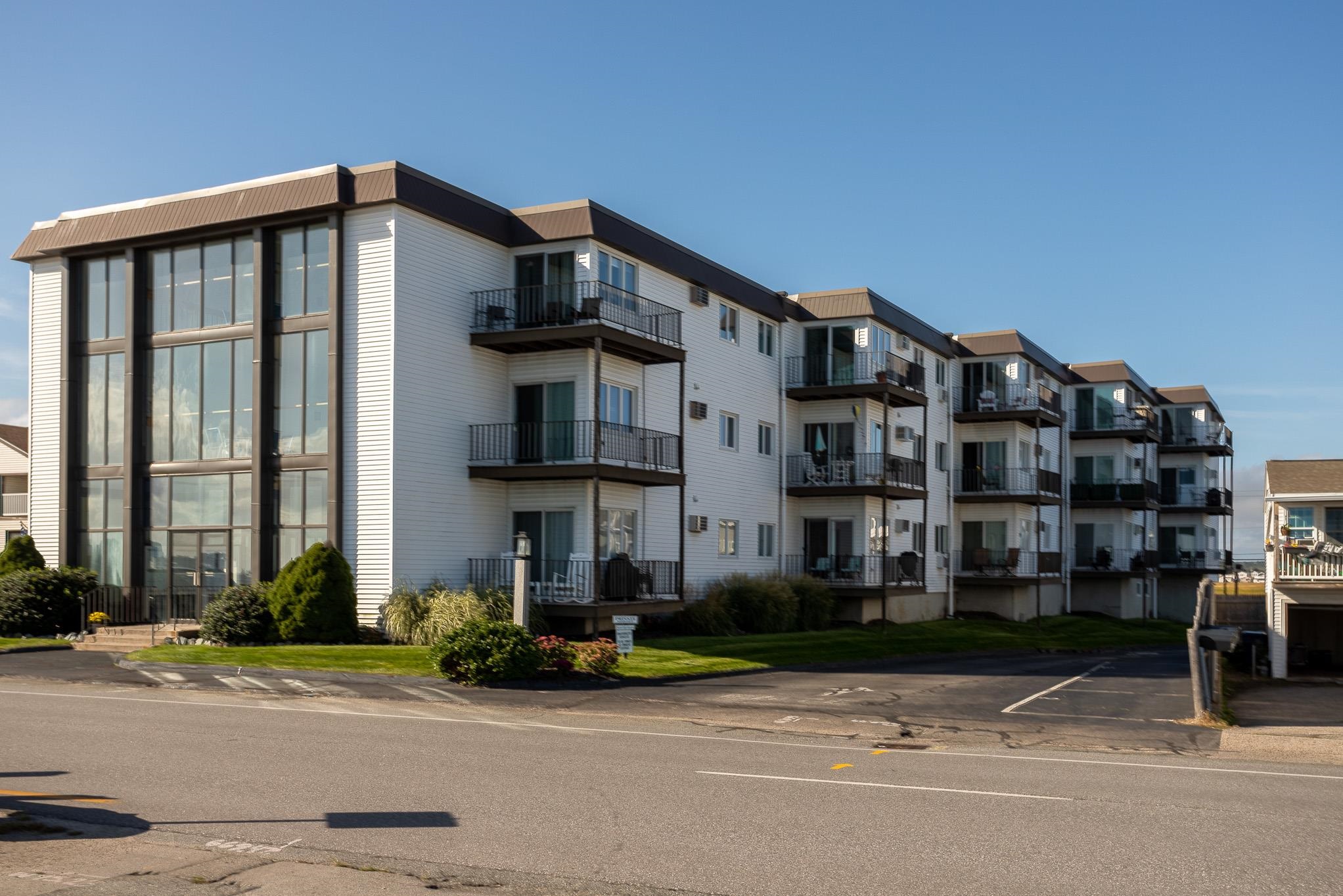 493 Ocean Boulevard, Unit 22 Hampton, NH 03842 - Photo 2 of 36