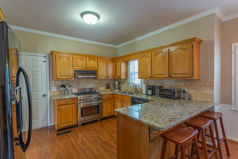 9700 Shadow Valley Circle Chattanooga, TN 37421 - Photo 28 of 62 9700 Shadow Valley HD -40