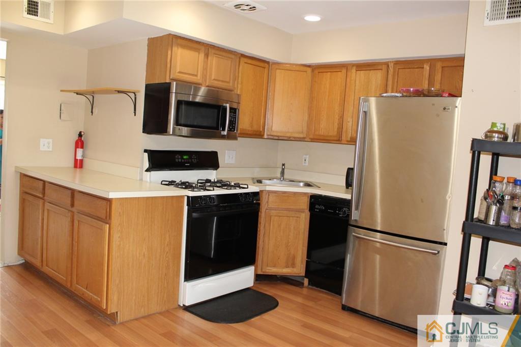 161 Evergreen Road, Unit 4A Edison, NJ 08837 - Photo 20 of 21 Gallery Image 20