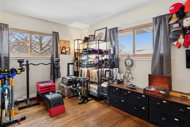 $485,000 | 23-w039 Hackberry Drive, Glen Ellyn, IL 60137