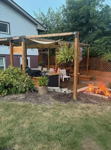 $485,000 | 23-w039 Hackberry Drive, Glen Ellyn, IL 60137