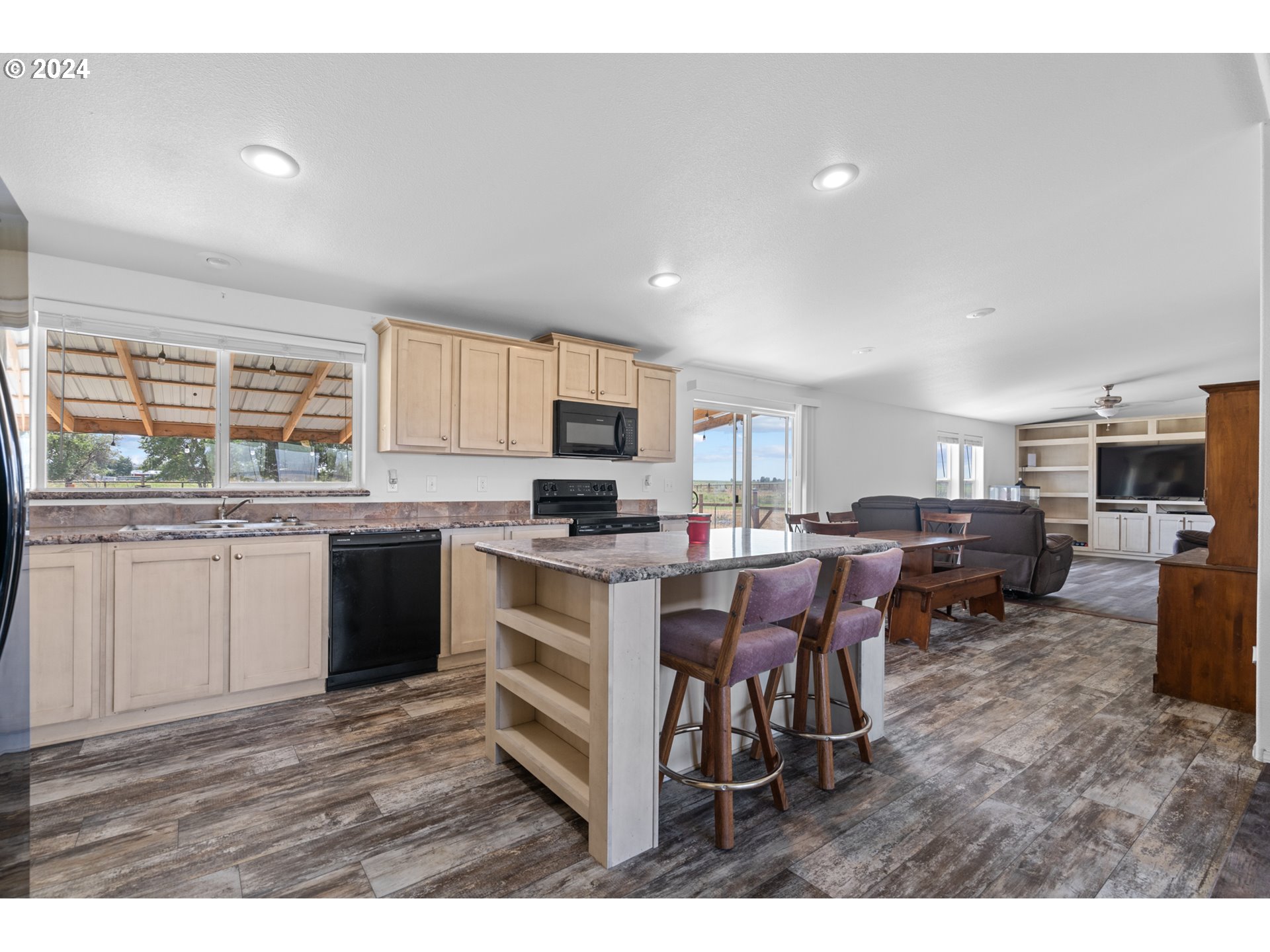 78806 Olson Road Boardman, OR 97818 - Photo 5 of 29