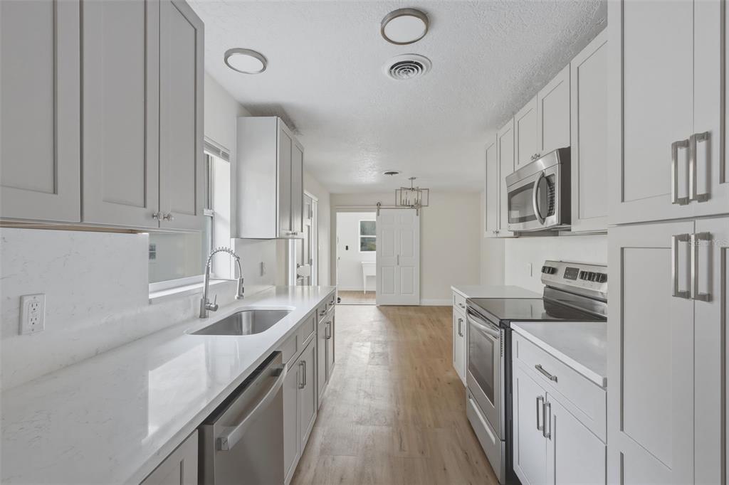 4601 Northeast 22nd Avenue Ocala, FL 34479 - Photo 13 of 31