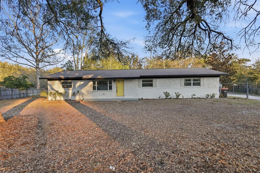 4601 Northeast 22nd Avenue Ocala, FL 34479 - Photo 2 of 31