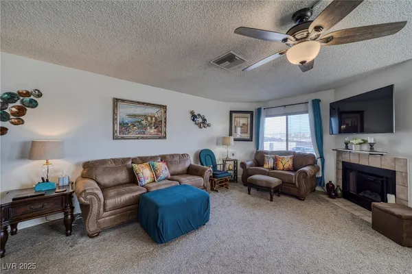 $192,000 | 2173 Aspen Mirror Way, Unit 101, Laughlin, NV 89029