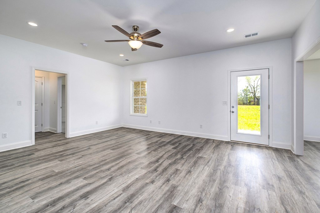 3600 McCrays Mill Road Sumter, SC 29154 - Photo 14 of 42 Gallery Image 14