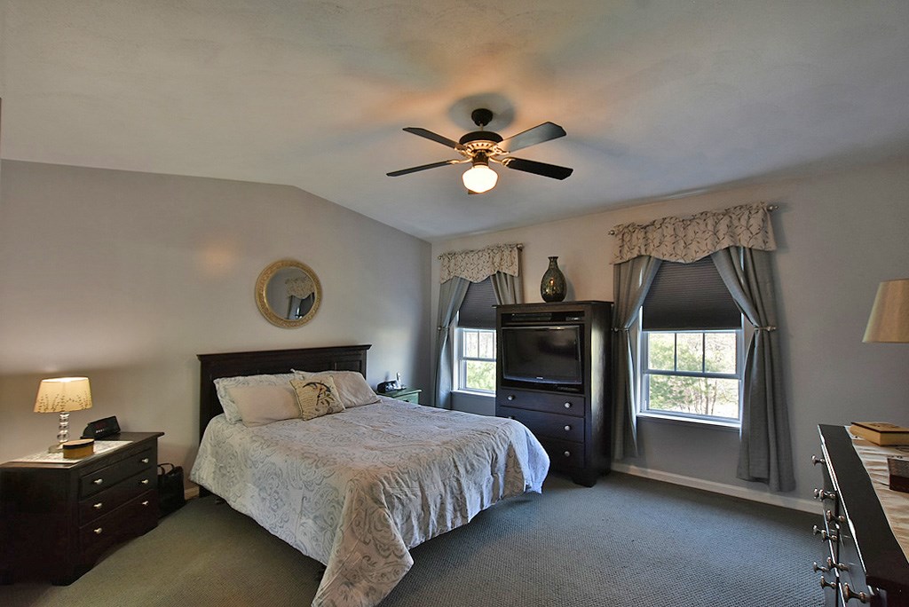 106 Howard Avenue Scituate, RI 02831 - Photo 20 of 29