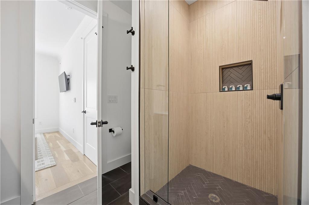 Undisclosed Address Atlanta, GA 30313 - Photo 21 of 35 a bathroom with a shower
