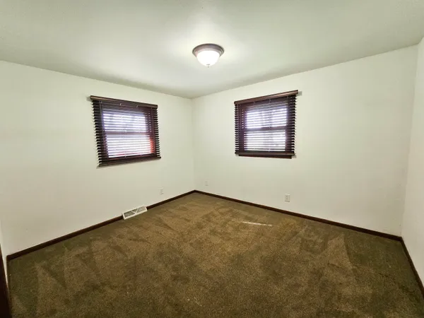 $269,900 | 6135 Halverson Drive, Rockford, IL 61109