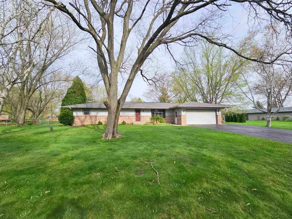 $269,900 | 6135 Halverson Drive, Rockford, IL 61109