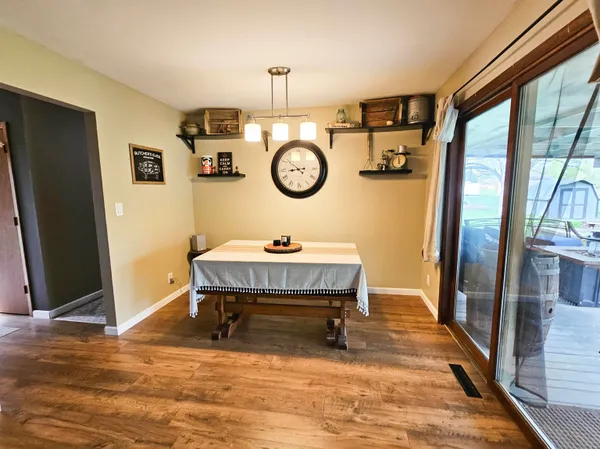 $269,900 | 6135 Halverson Drive, Rockford, IL 61109