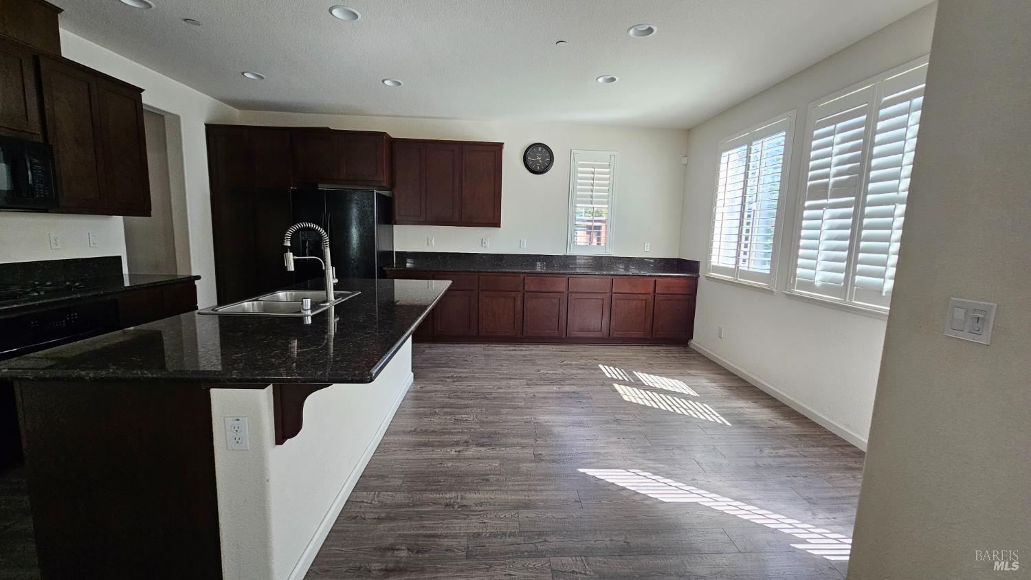 5342 Gramercy Circle Fairfield, CA 94533 - Photo 3 of 29