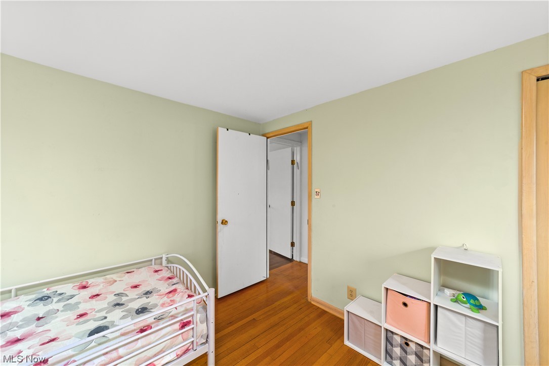 2413 Claver Road Cleveland, OH 44118 - Photo 19 of 30