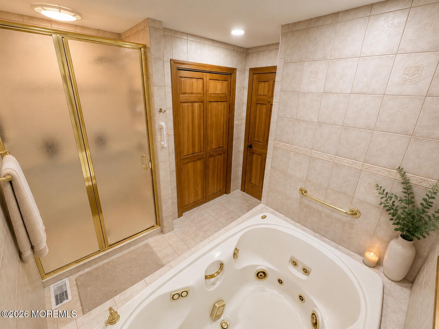 56 Valley Road Jackson, NJ 08527 - Photo 9 of 20 Bathroom