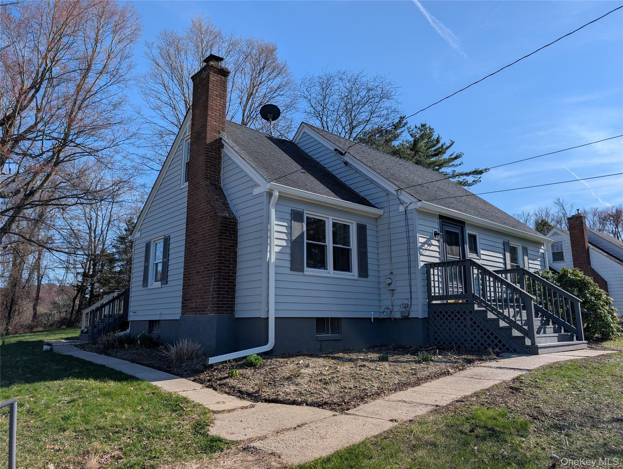 392 Titusville Road Poughkeepsie, NY 12603 - Photo 3 of 43