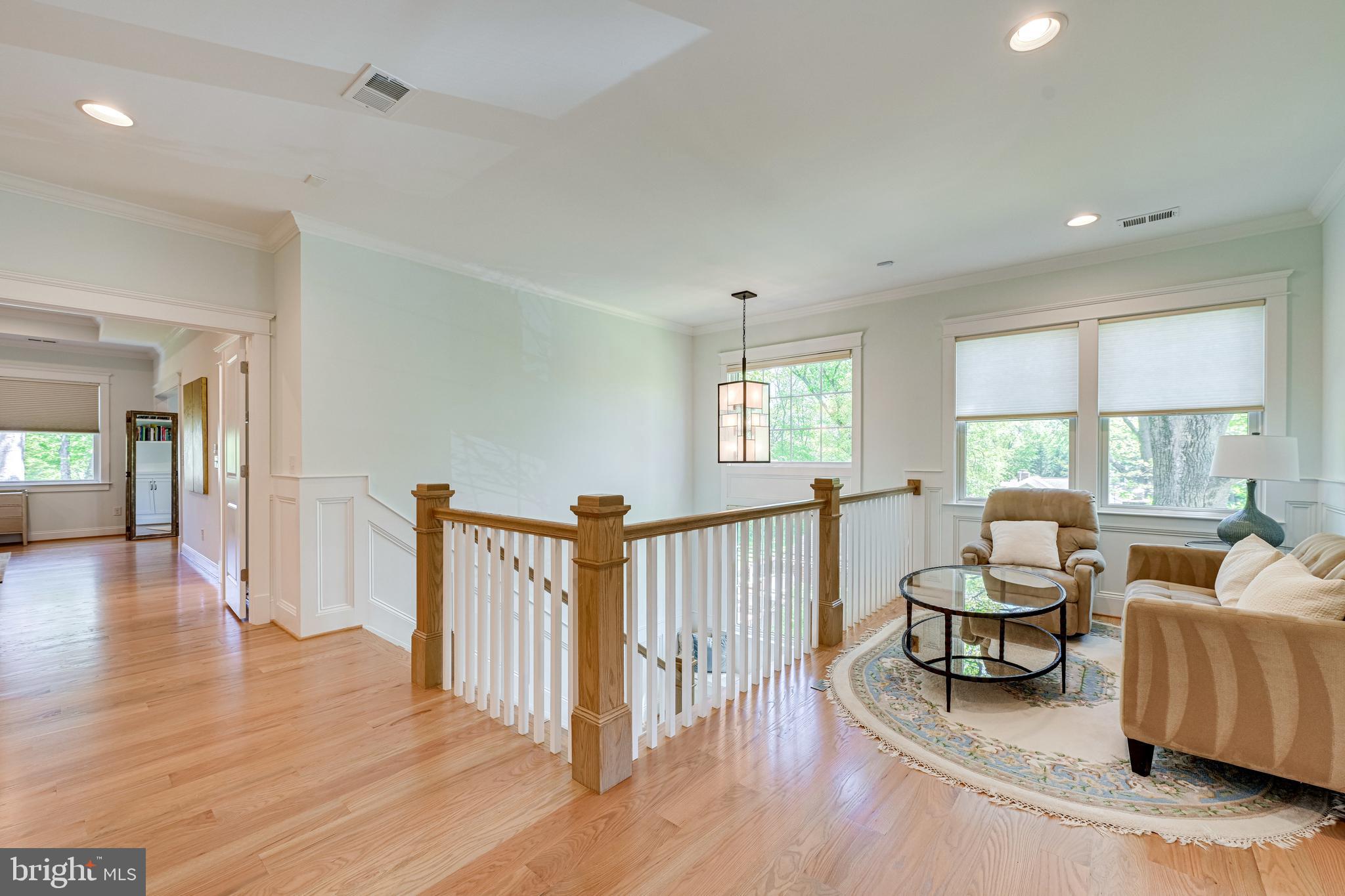 7020 Capitol View Drive McLean, VA 22101 - Photo 20 of 46 Upper Level with Sitting Area