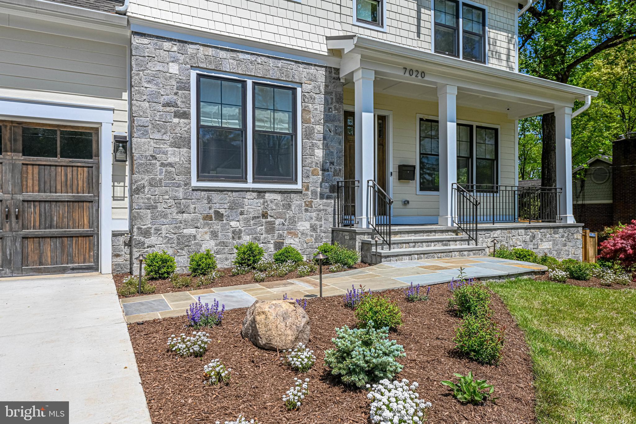 7020 Capitol View Drive McLean, VA 22101 - Photo 2 of 46