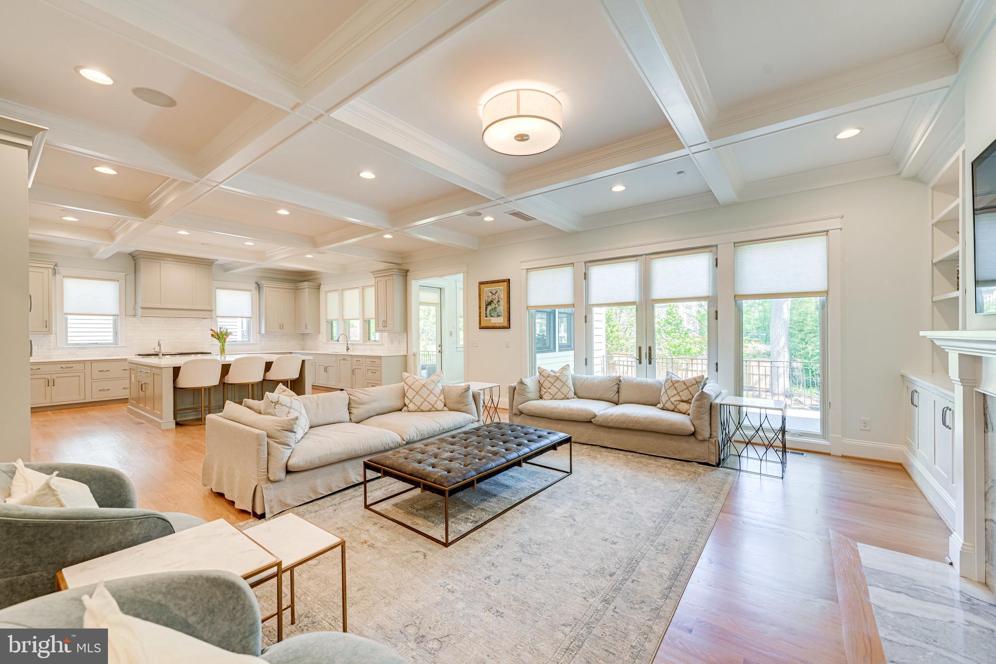 7020 Capitol View Drive McLean, VA 22101 - Photo 3 of 46 Family Room