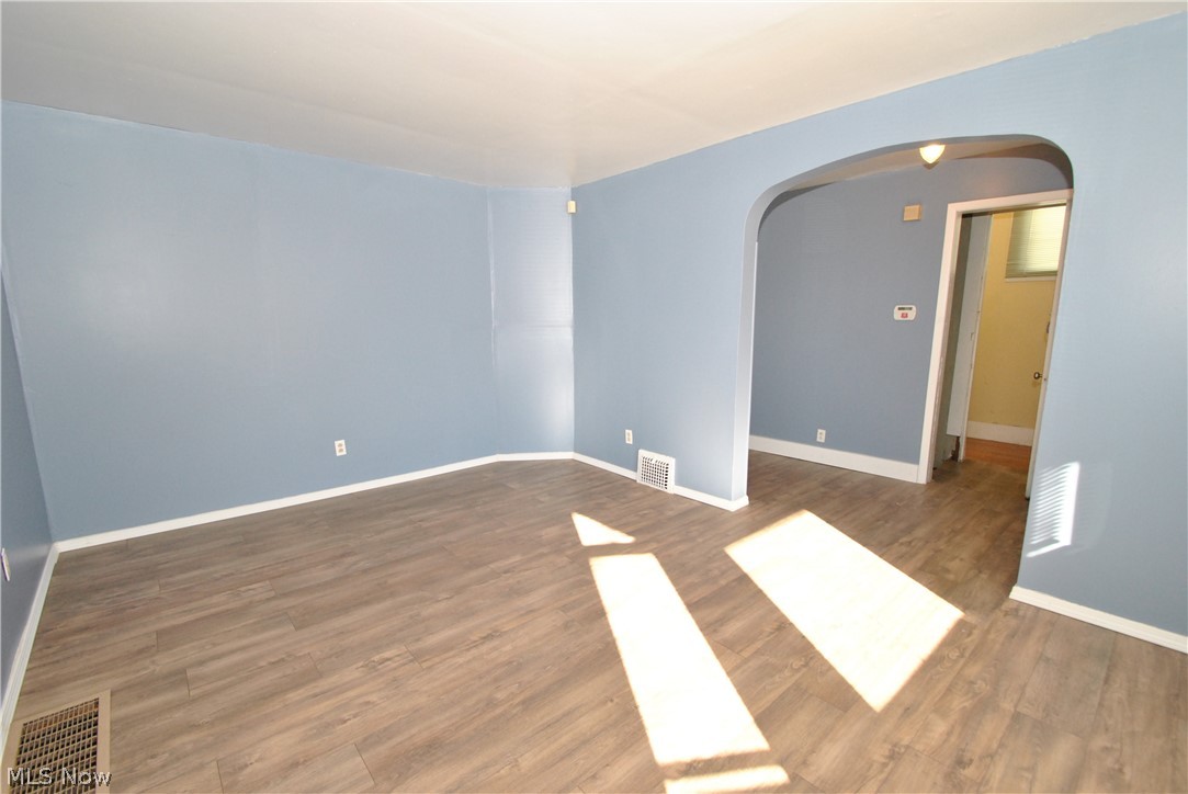 3910 Riverside Avenue Cleveland, OH 44109 - Photo 20 of 35 Gallery Image 20