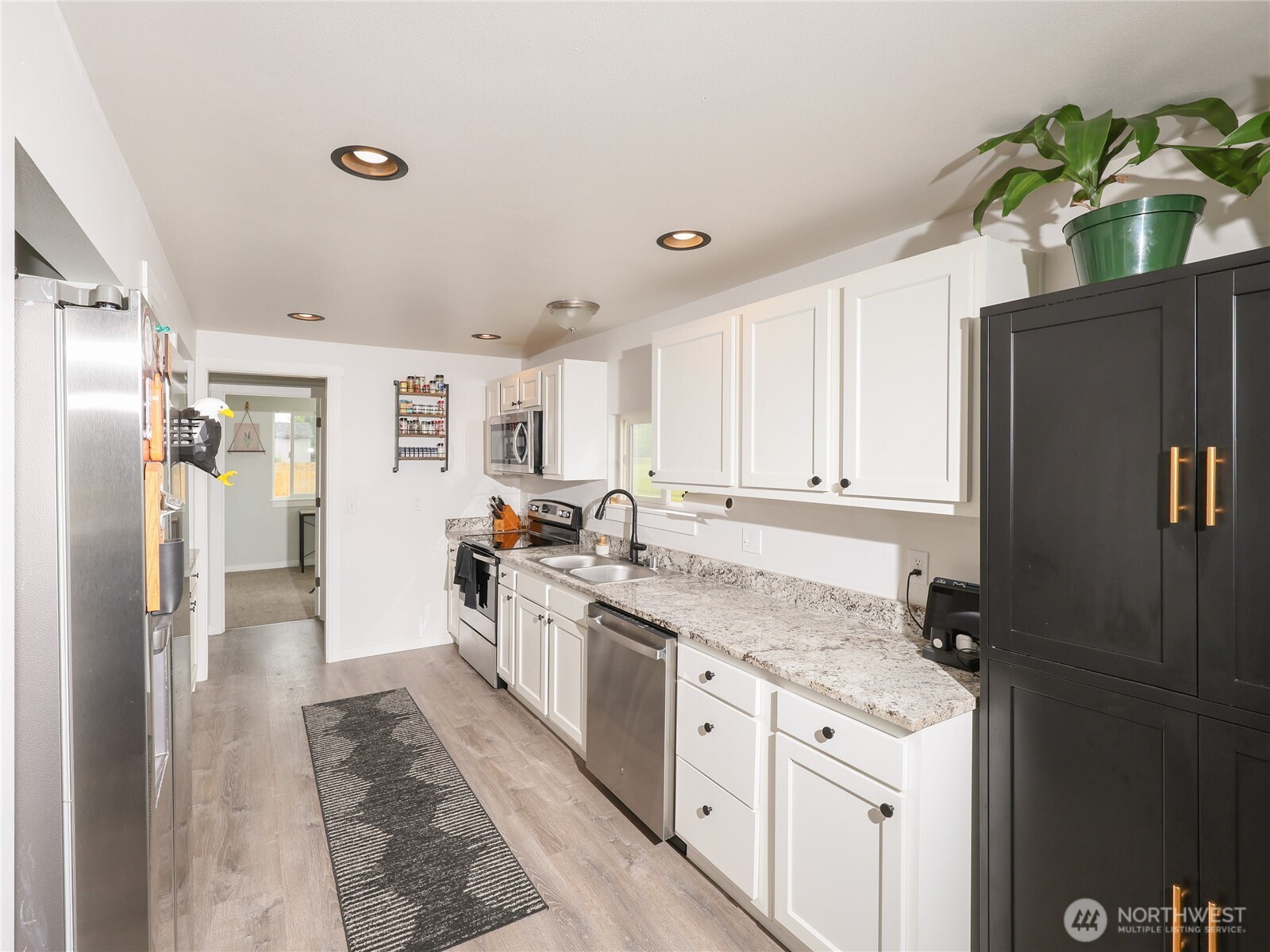 1003 North Fruitdale Road Sedro-Woolley, WA 98284 - Photo 6 of 21