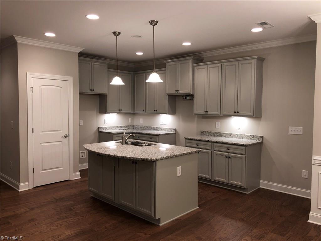 3413 Amber Mdws Road, Unit 5 High Point, NC 27265 - Photo 4 of 24