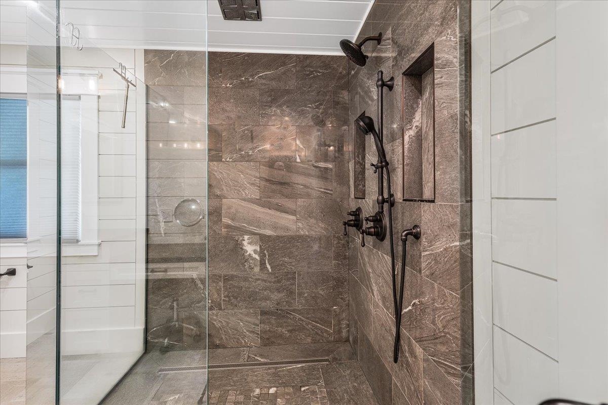 849 River Road Weare, NH 03281 - Photo 16 of 59