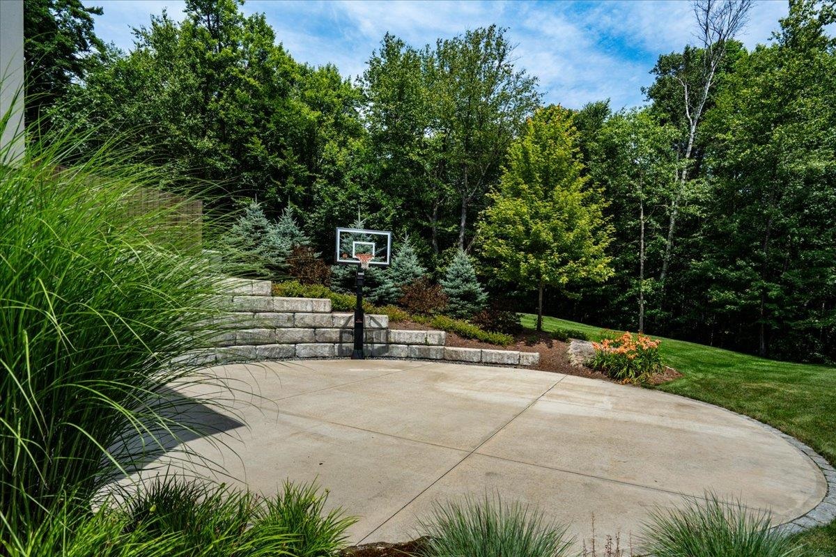 849 River Road Weare, NH 03281 - Photo 45 of 59