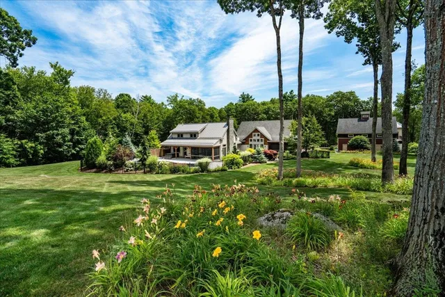 $2,100,000 | 849 River Road, Weare, NH 03281