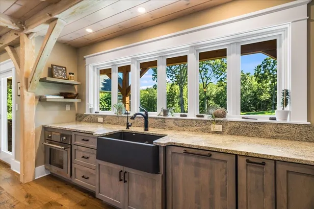 $2,100,000 | 849 River Road, Weare, NH 03281