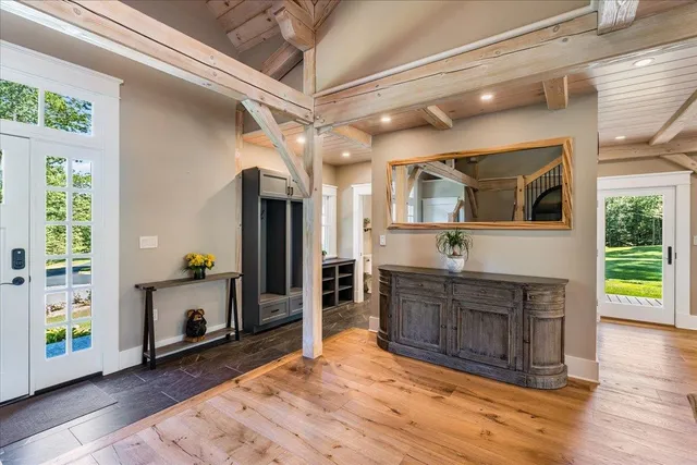 $2,100,000 | 849 River Road, Weare, NH 03281